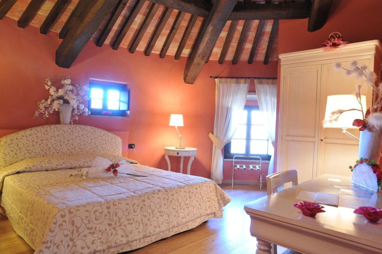 Castello Di Baccaresca Villa Branca Buitenkant foto