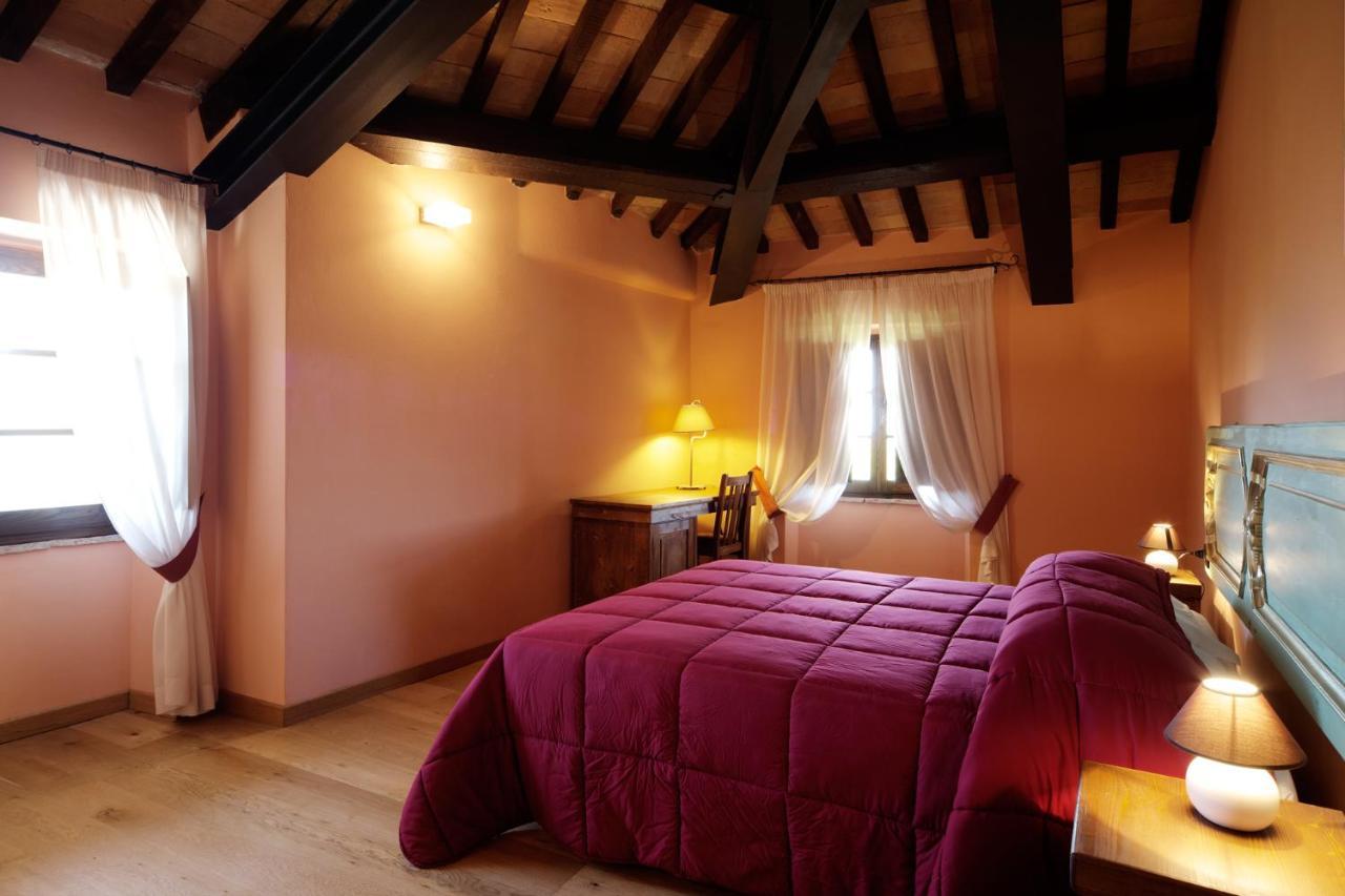 Castello Di Baccaresca Villa Branca Buitenkant foto