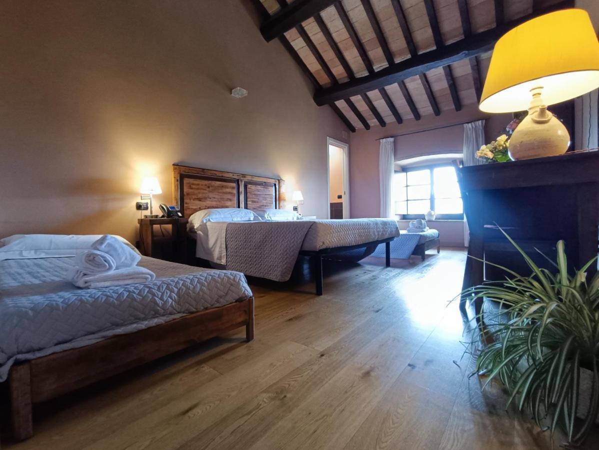 Castello Di Baccaresca Villa Branca Buitenkant foto